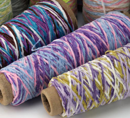 Anti-Pilling 12nm Glitter Chenille Garne gefärbt und roh weißer Ring Spun