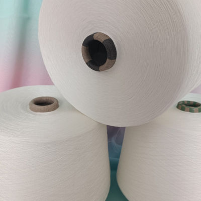Mischfarbene, gebürstete, 100% gestreute 5Ply Acryl Strickgarne 3 Ständer